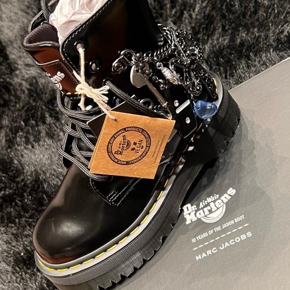 Marc Jacobs X Dr. Marten - Picture 8 of 10